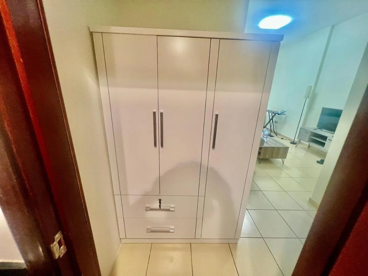Luxury Apartment With Lake View In The Walk At Jbr! Förenade Arabemiraten