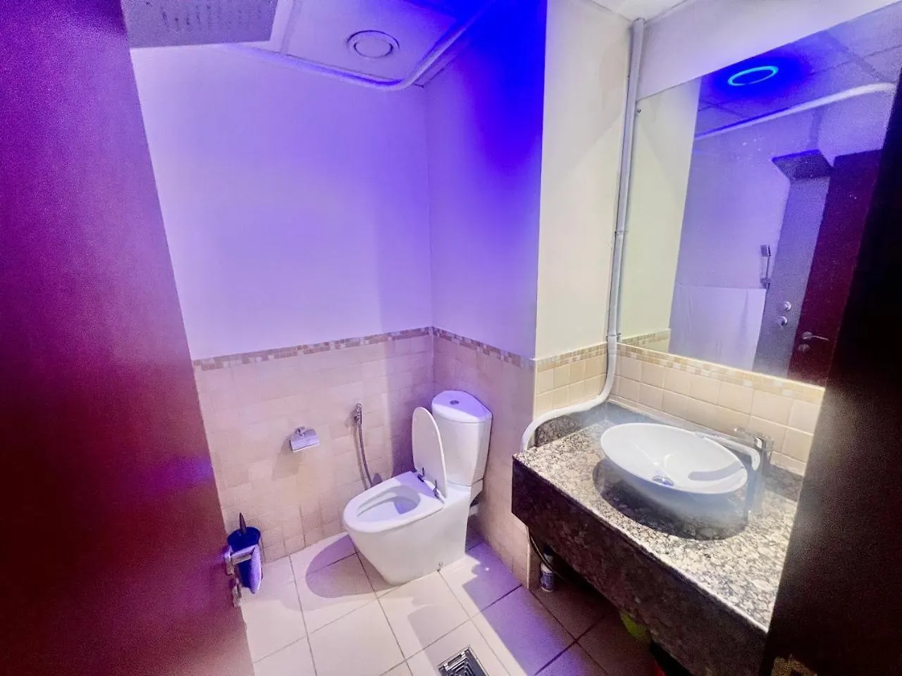 Luxury Apartment With Lake View In The Walk At Jbr!  迪拜
